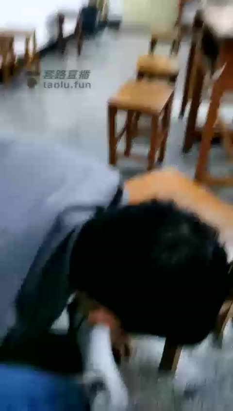 2295.【夏馨S】教师直播，白袜，随便玩玩（卡退了）【7分钟】【标清】-女神之家
