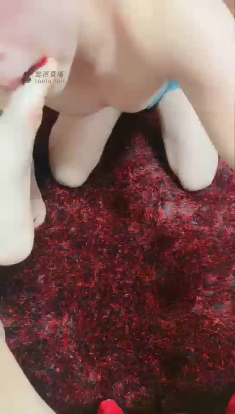 3688.【短发S】贱狗嘴洗脚，又舒服又省事【36分钟】【标清】-女神之家