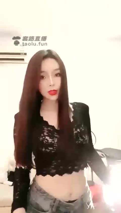 3931.【十三姨S】鞭打贱狗踢裆耳光【23分钟】【标清】-女神之家
