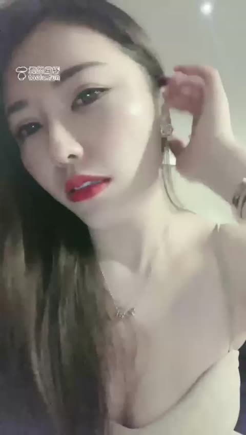 3993.【鹿鹿大人】超重度踢裆，踢死迟到狗！【28分钟】【标清】-女神之家