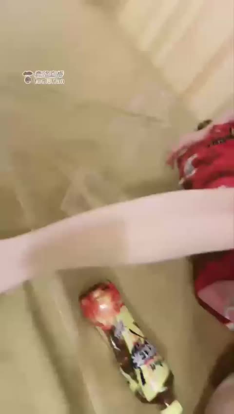 4058.【久玄S】温泉随机调教素人男（上）看看能不能抵挡丝袜脚诱惑【36分钟】【标清】-女神之家