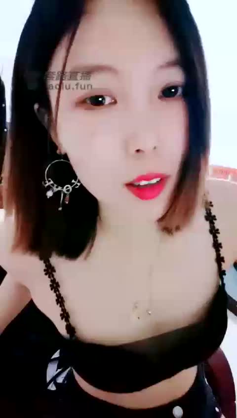 4472.【心竹S】内衣诱惑红绿灯【43分钟】【标清】-女神之家
