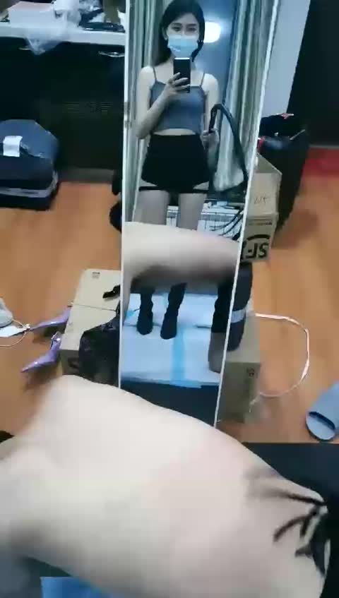 4603.【羽唯女神】暴力踩踏踢打鞭子【41分钟】【标清】-女神之家