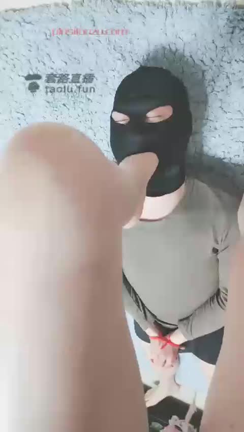 4581.【灵竹S】调教老板，可爱脚丫【14分钟】【标清】-女神之家