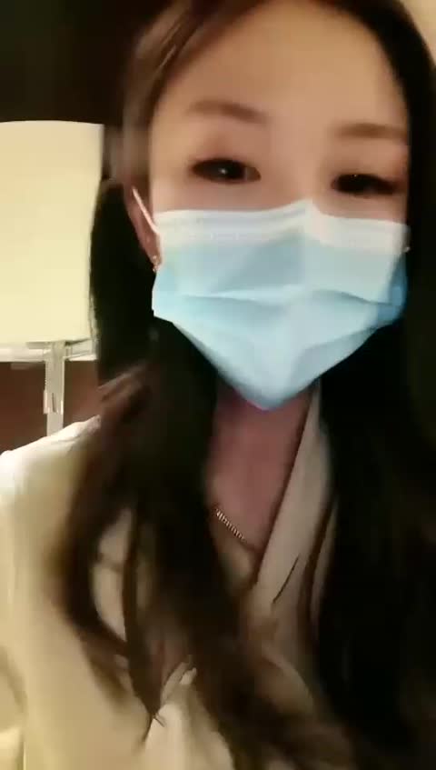4988.【小律S】短靴高跟裸足全体重踩踏【28分钟】【标清】-女神之家