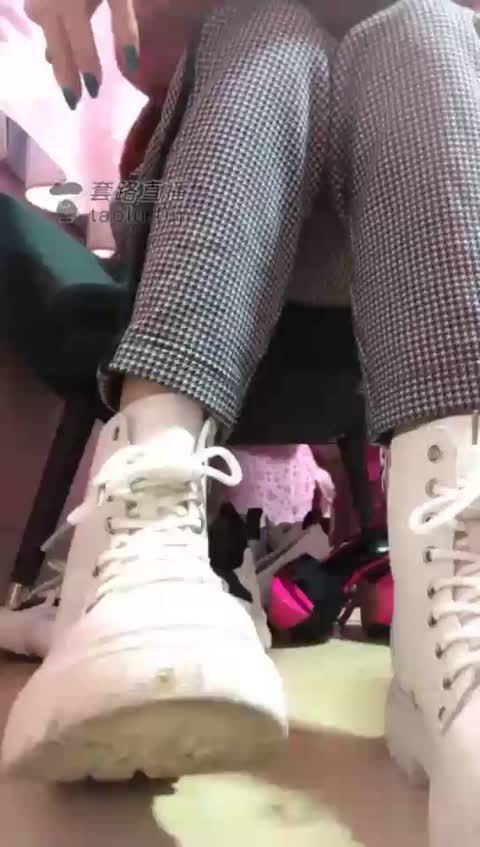 5022.【兰儿小主S】网调-儿媳调老公和婆婆【29分钟】【标清】-女神之家