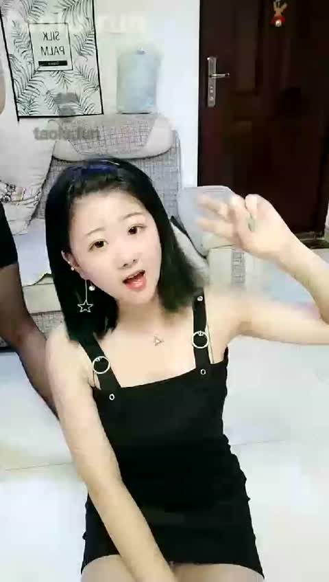 成都佳欣霸霸  闺蜜主动要玩奴-女神之家