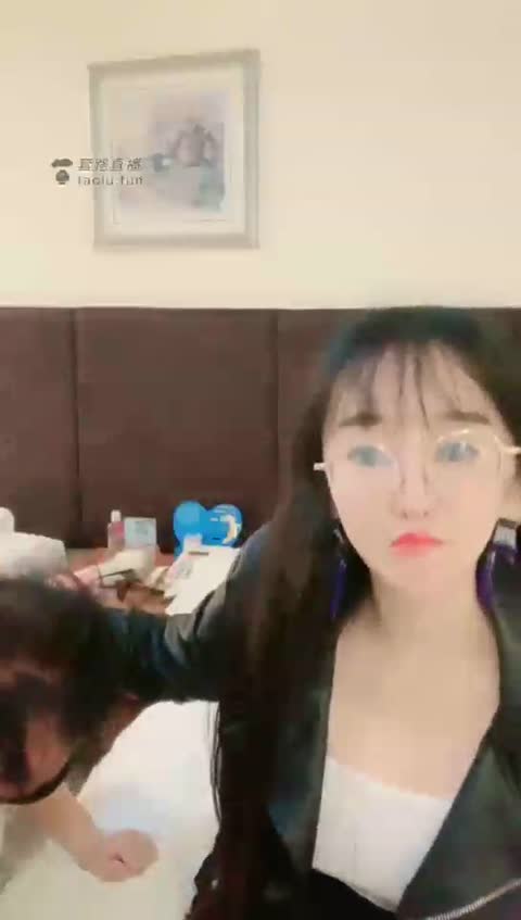 无情大人 洗头记 在我脚下 在我手心里-女神之家