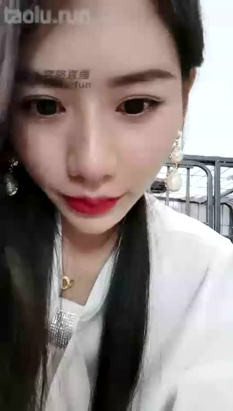 芷晴 第一视角 榨干红绿灯 2次 高跟肉丝-女神之家