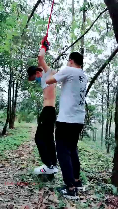 郭照Queen 户外 吊打 鞭打 虐狗-女神之家
