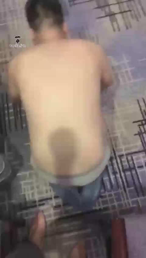 陌影夫妻 女主高跟牛仔裤羞辱狗子-女神之家