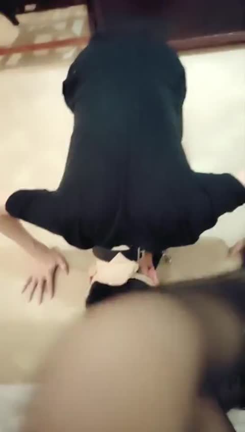 青彤 调教青丁丁圣水直接全身圣水浴-女神之家