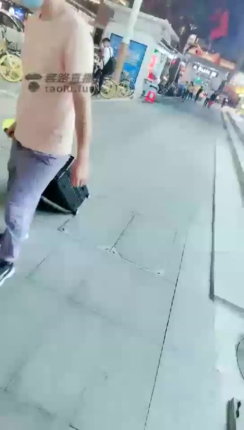雪王 刺激的野外调教-女神之家