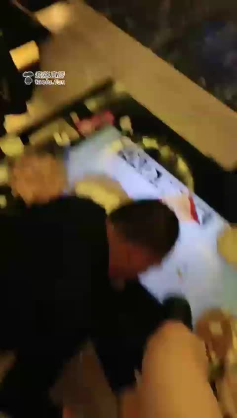 乔安 KTV玩狗子 舔鞋子 舔脚-女神之家