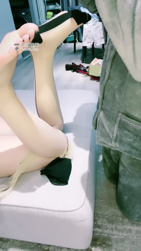 久玄 高清版 尾随这人爬行的视角-女神之家