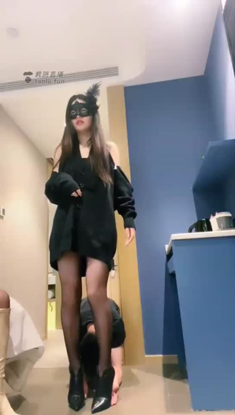 仙女殿下 高清 双s玩第一次的小贱奴-女神之家