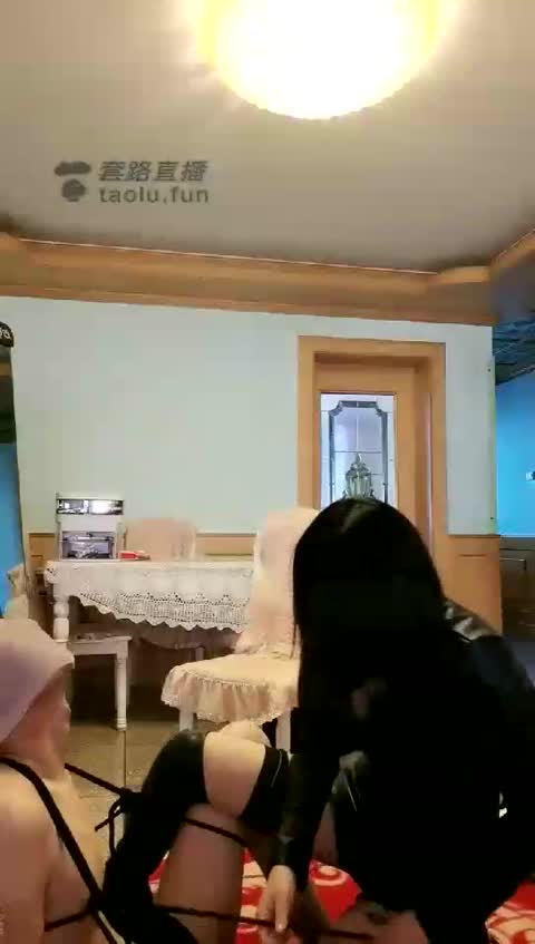 失心 偷丝袜 屈打成招-女神之家