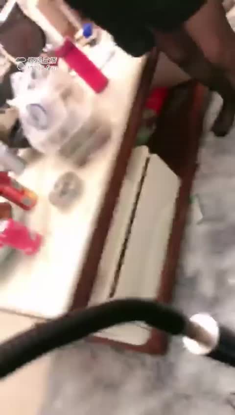 甜心 学生狗趁主人睡着偷偷舔脚 超美薄黑丝-女神之家