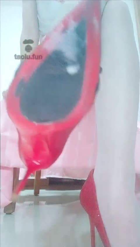 飞雪 偷看护士姐姐的丝袜 受虐-女神之家