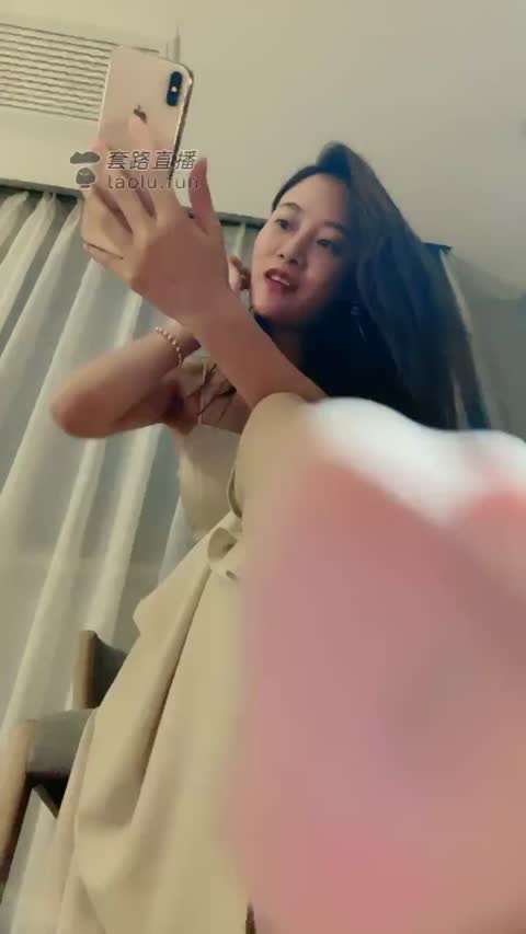 一嬛女皇 红绿灯 后妈的凌辱-女神之家