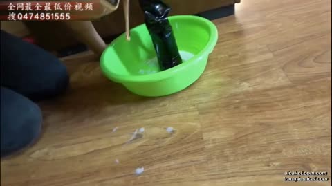 冷柔 同好同享 舔黑长靴踩踏-女神之家