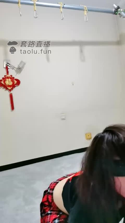 梦幻大大 无敌骚母狗的羞辱-女神之家