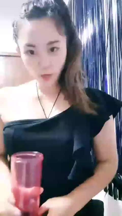 冰爷 带狗子直播舔脚 61分钟-女神之家