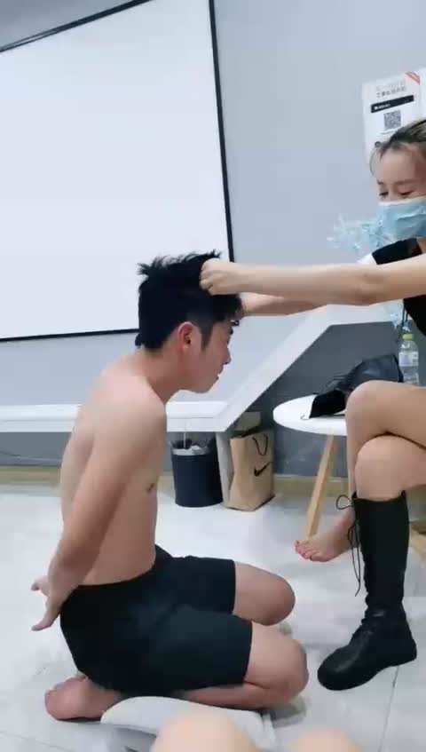 杳杳小主 双女王爆打口嗨狗-女神之家