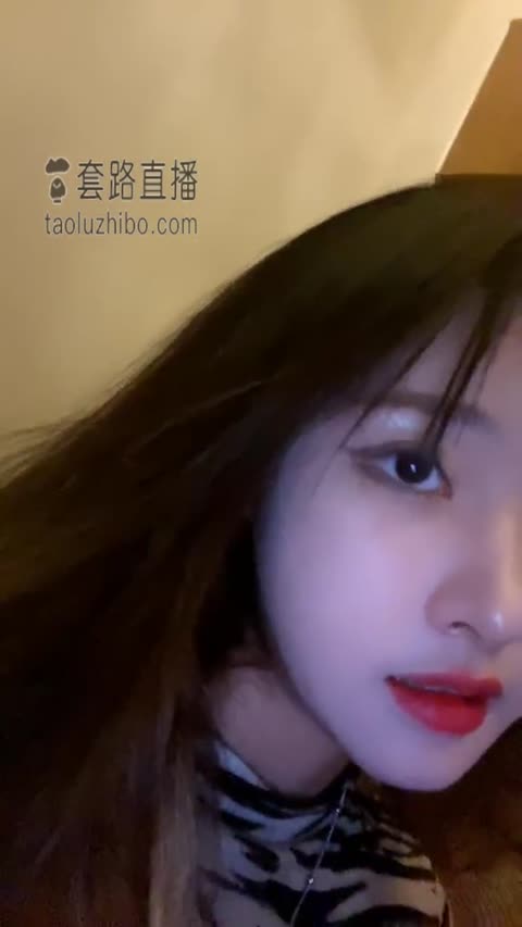 子颜 这个吃咖啡丝的东西-女神之家