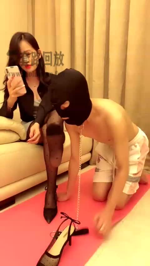 汐月 带男同学来家里玩 强迫做狗-女神之家