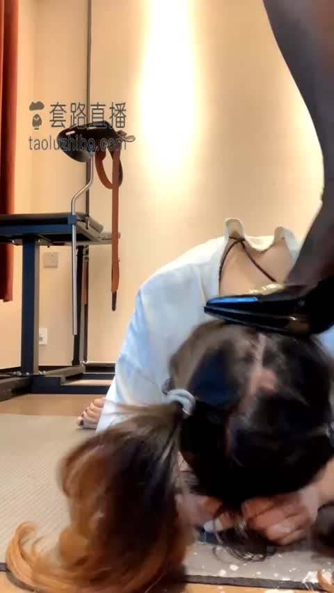 绝宠 母畜之烈焰红唇-女神之家