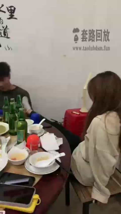 甜甜Master 饭桌上尝试开发圈外朋友-女神之家