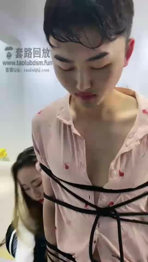 二宝 圣水三次 洗脚 内裤水混合喝完 打吐-女神之家