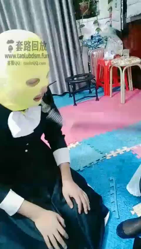 麒鳞女皇 主人狂虐贱狗-女神之家