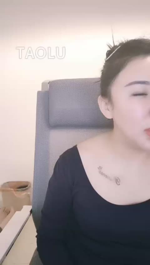 刑女王 调教家奴-女神之家
