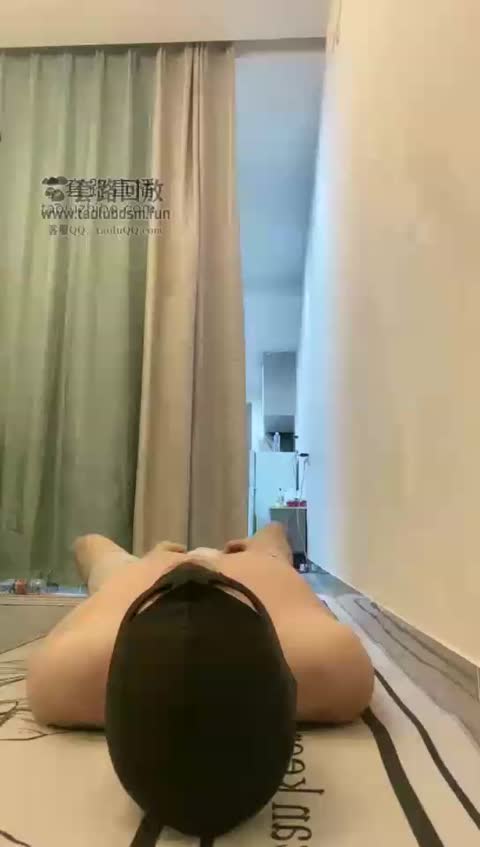 路子鸭 高跟虐乳 踢档 坐脸-女神之家