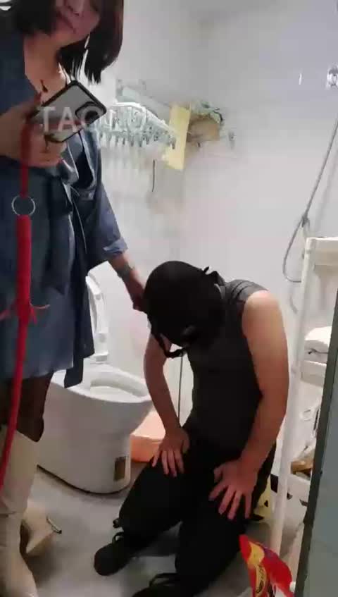 乐爷 母子调教场惩罚犯错 一-女神之家