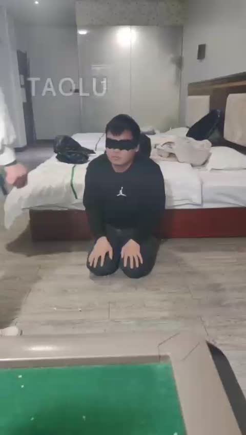 最抗揍的是我吗 素人姐姐 耳光 鞭打 踢打-女神之家