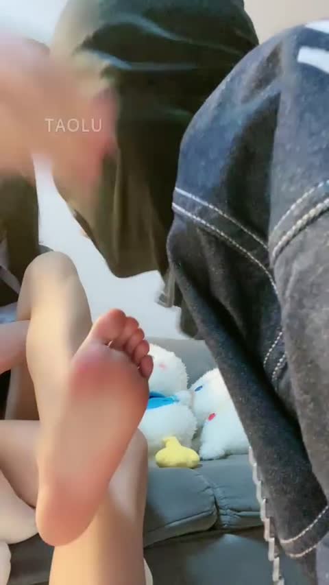 美离子 集尿袋 灌小奶狗-女神之家