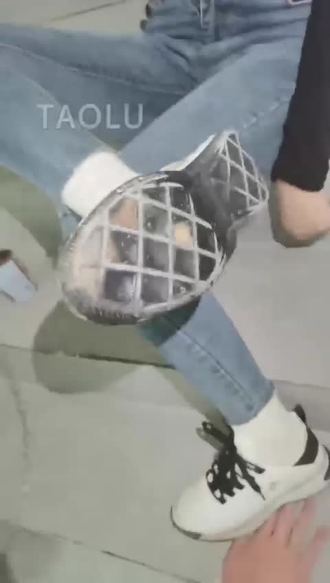 药神 楼道 下集 教育一顿好多了-女神之家