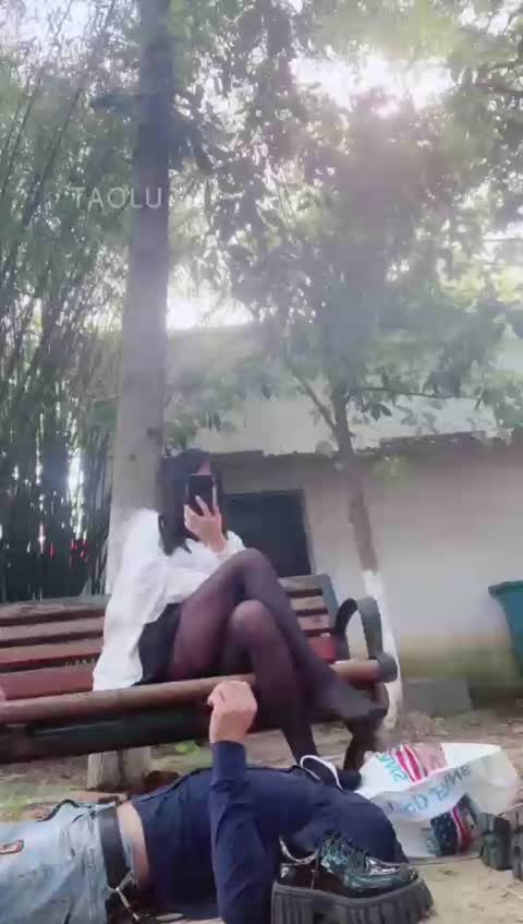 桃子老师 户外调狗-女神之家