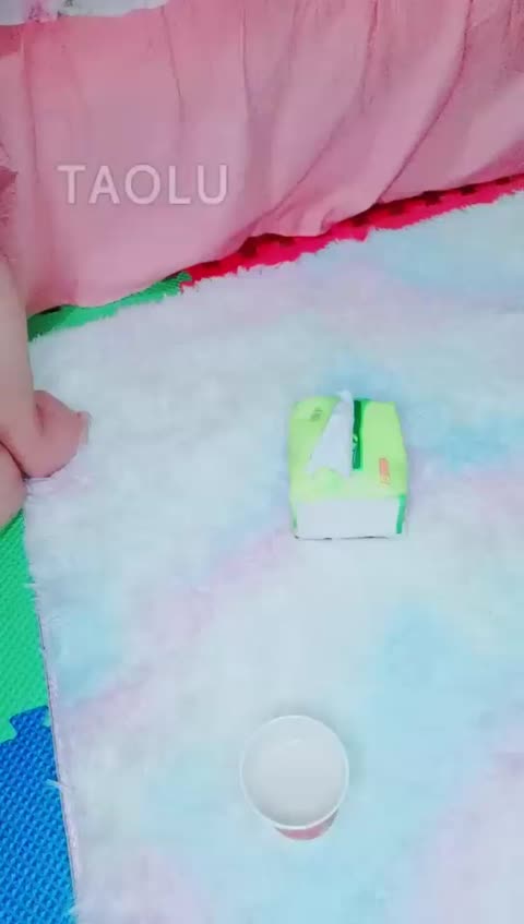 女王y陛下 深喉 专喝尿和口水 牛奶洗丝袜-女神之家