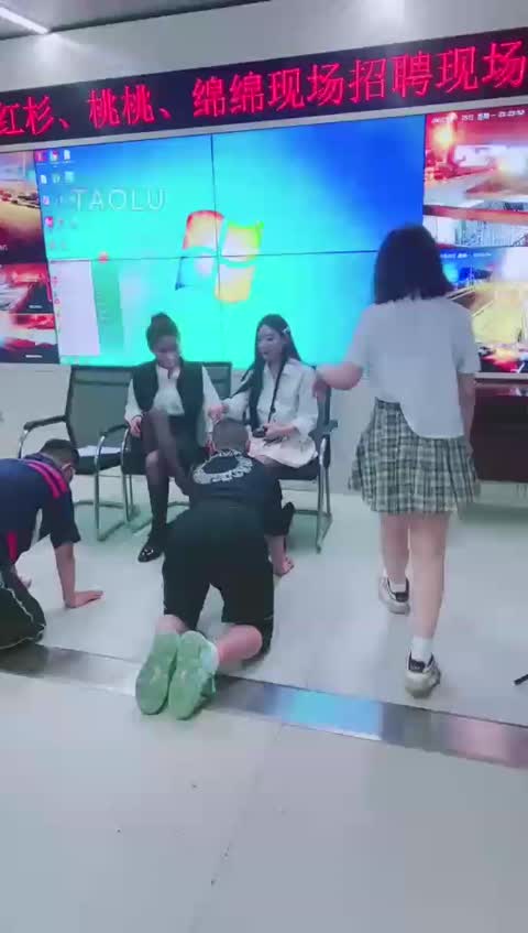天津桃桃 招聘现场-女神之家