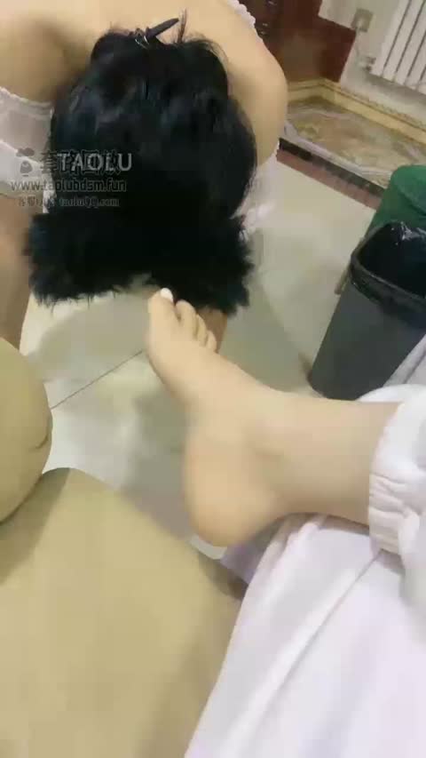 雨琦 调教骚母狗-女神之家