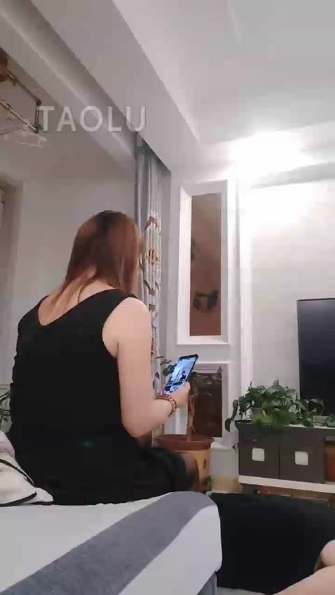 残忍的美杜莎 主人赏赐他个炸汁 小贱狗非常高兴炸汁成功-女神之家