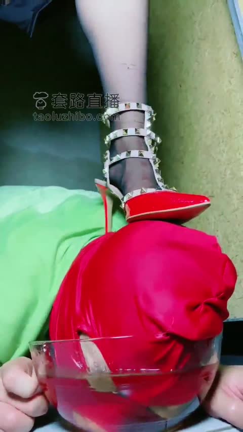 美离子 WC老狗便所篇 圣水责-女神之家