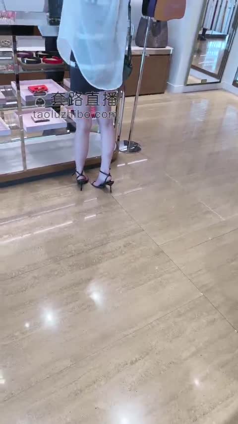 时安 最强户外 机场赛跳蛋-女神之家