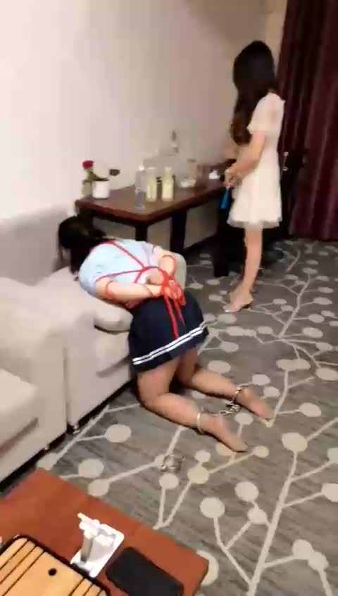 video_1597@03-07-2022_16-04-28-女神之家