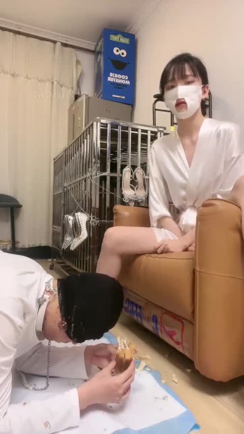 暴力美学 伺候女主人起床 生活化的调教-女神之家