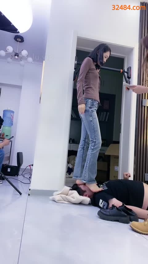 银儿 穿鞋1米88的模特-女神之家